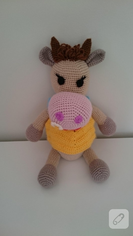 Pembe burunlu amigurumi inek 10marifet.org